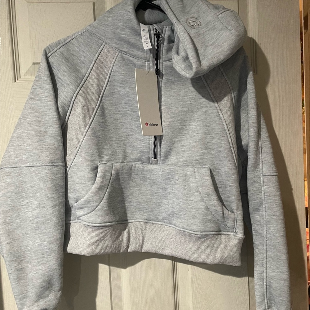 Lululemon Athletica Light Gray Scuba half zip hoodie *READ DESCRIPTION*